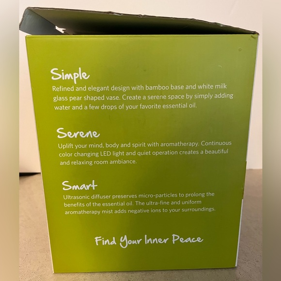 Ultrasonic oil diffuser, pre-owned. - Picture 7 of 8